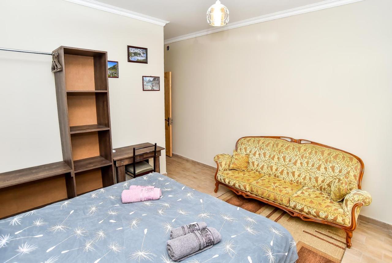 Hotel Maspindzelo Kutaisi Exteriör bild