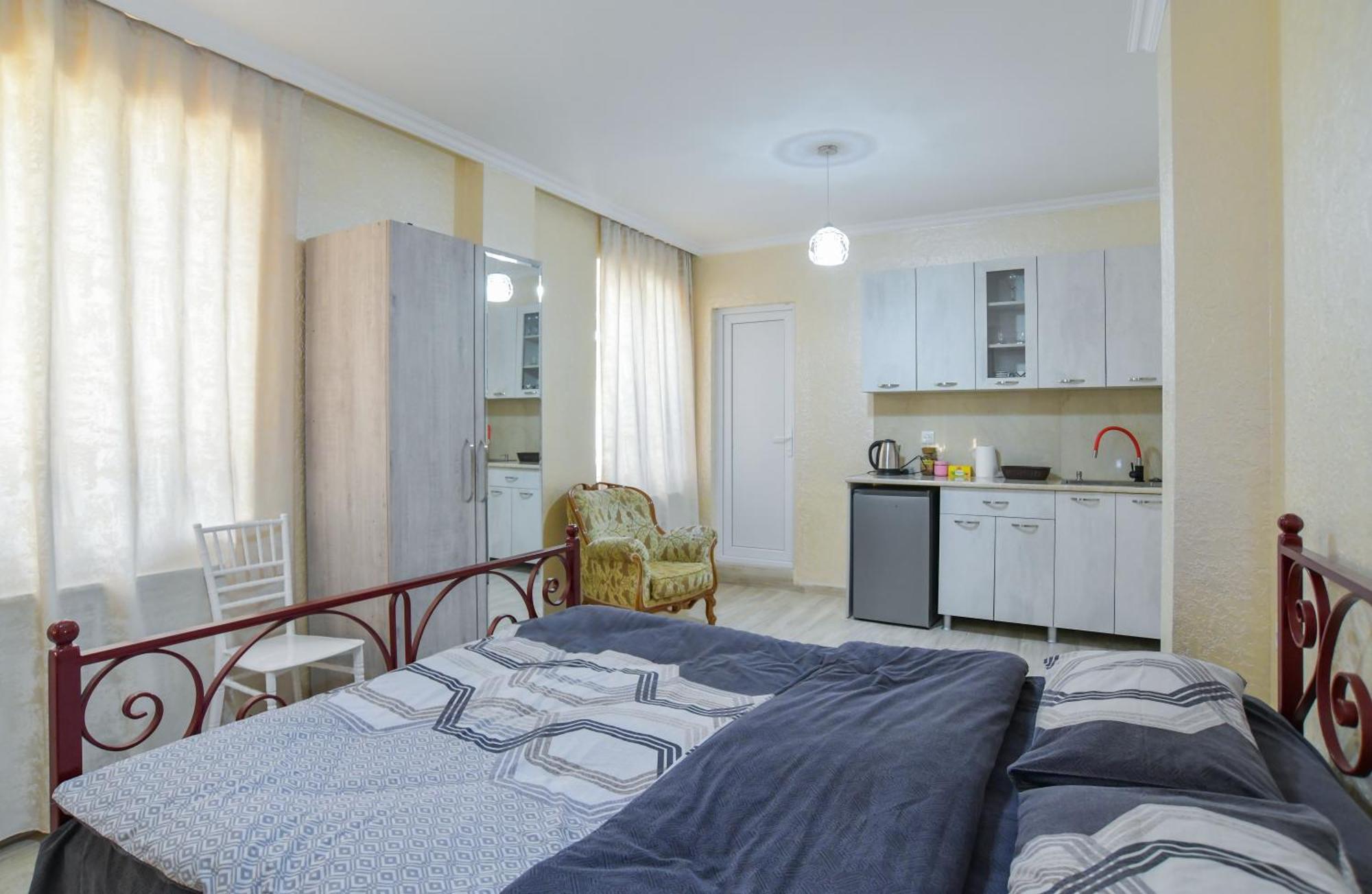 Hotel Maspindzelo Kutaisi Exteriör bild