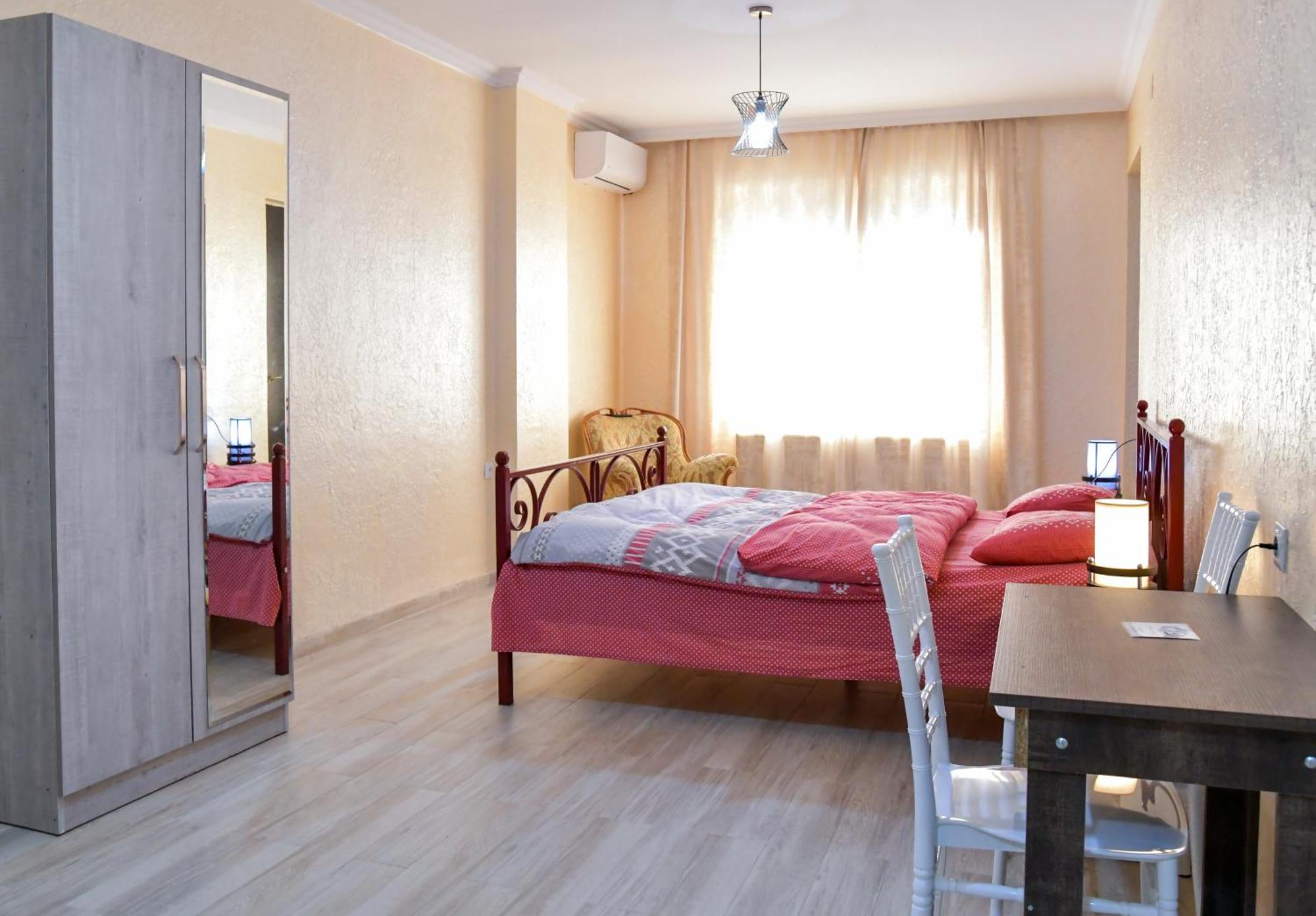 Hotel Maspindzelo Kutaisi Exteriör bild