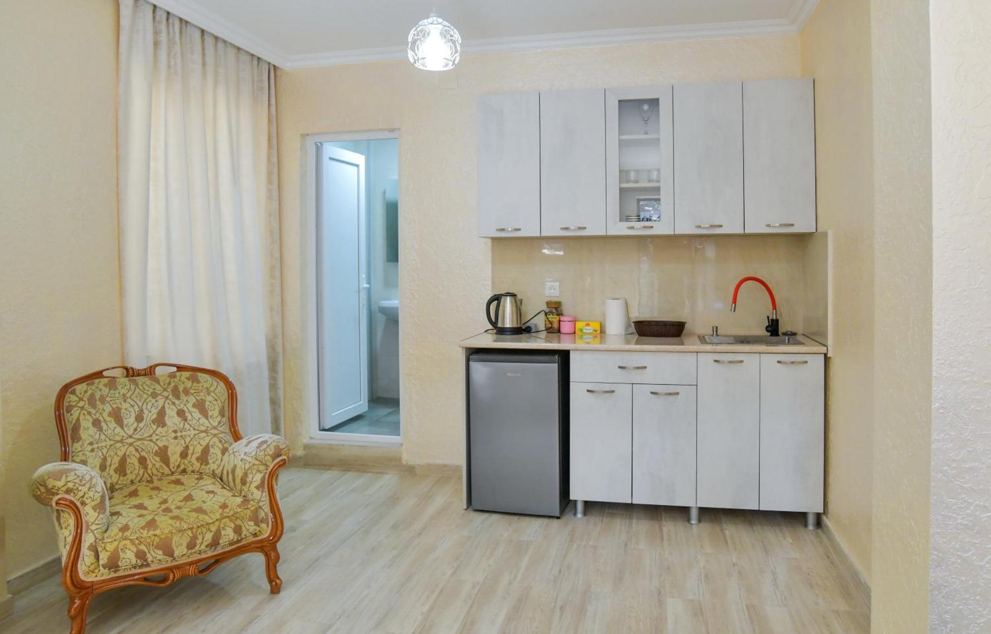 Hotel Maspindzelo Kutaisi Exteriör bild